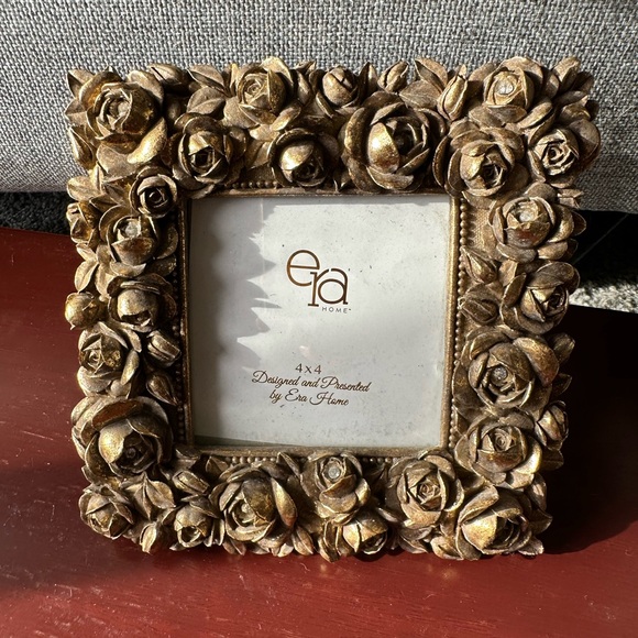 🎂Gold Home Decor Bundle - Picture 2 of 7